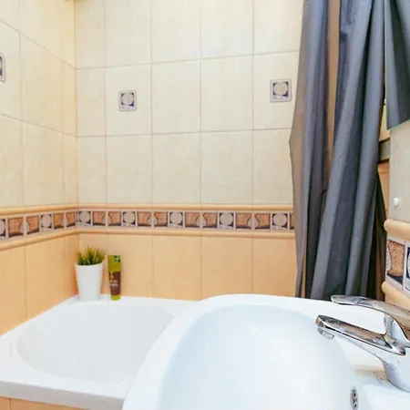 City Vibes Warsaw Sienna With Parking By P&M Apartament